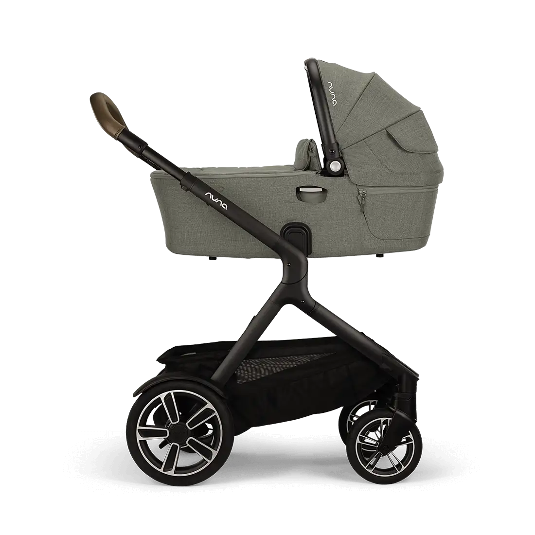 Nuna_DEMInext_CarryCot_Pine_Profile_FP_GL_web_3bc5